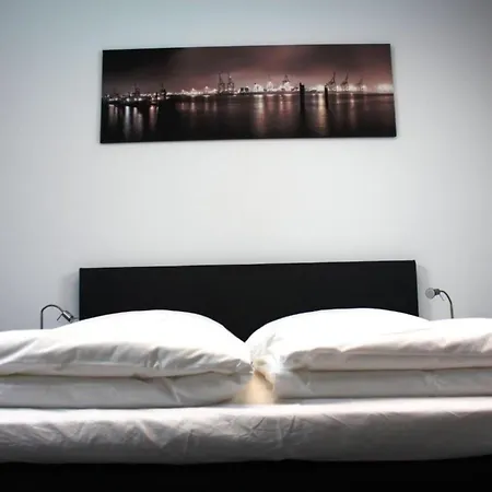 Modernes Rooftopappartement In Hamburg *